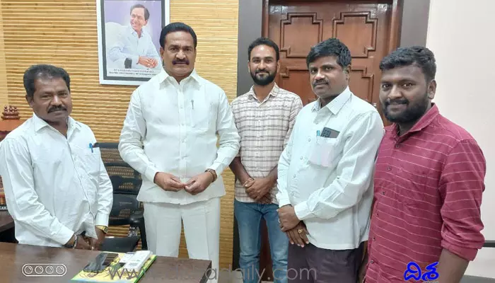 గ్రామాభివృద్ధికి సహకరిస్తా: ఎమ్మెల్యే గంప గోవర్ధన్