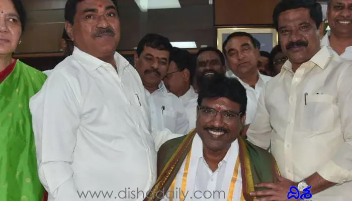 ఆర్డీసీ చైర్మన్ గా శ్రీనివాస్ బాధ్యతలు