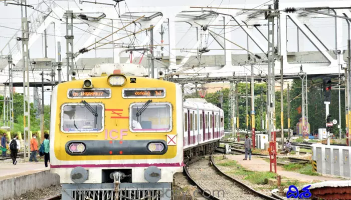 Hyderabad MMTS: హైదరాబాద్ వాసులకు అలర్ట్.. 34 ఎంఎంటీఎస్ రైళ్ల సర్వీసులు రద్దు