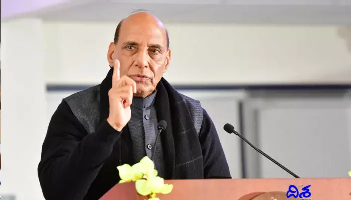 Rajnath Singh: హద్దులు దాటేందుకు భారత్ ఏమాత్రం ఆలోచించదు