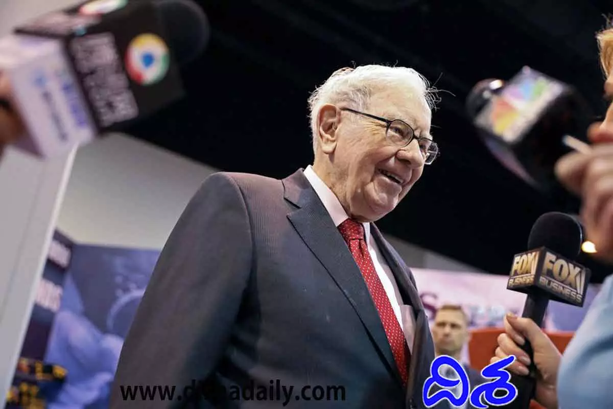 Warren Buffett Donates Rs 400 Crore To Charity