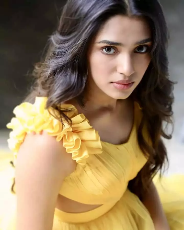 Alluring looks of Krithi Shetty