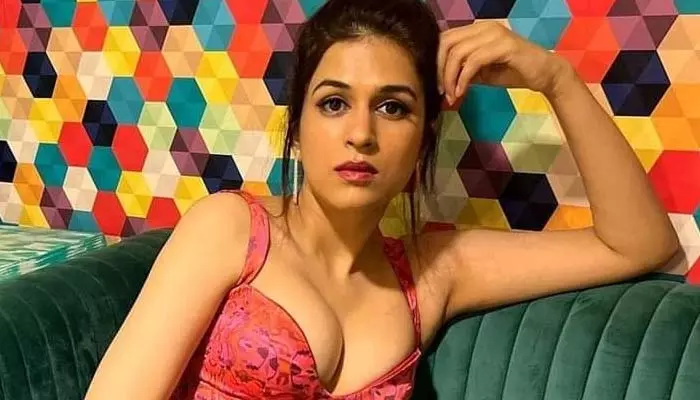 Shraddha Das Mind Blowing in an absolutely stunning avatar