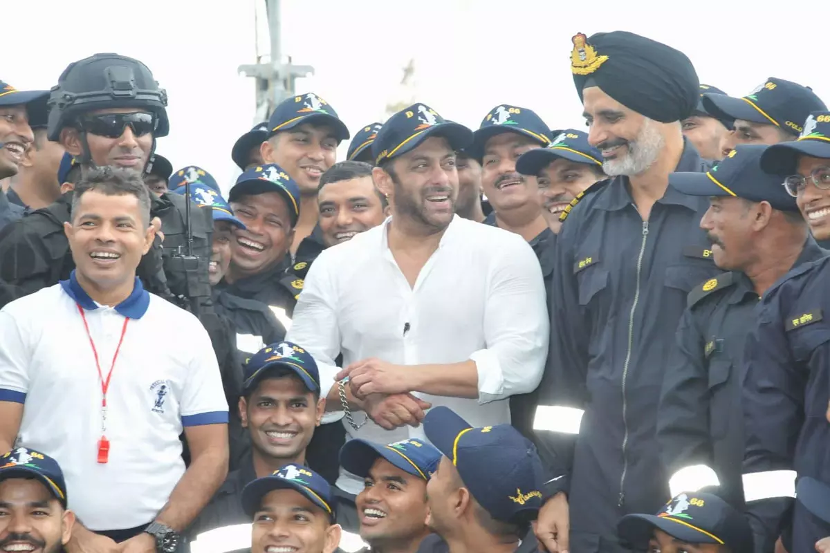 Salman Khan Spends a Day with Indian Navy At Visakhapatnam