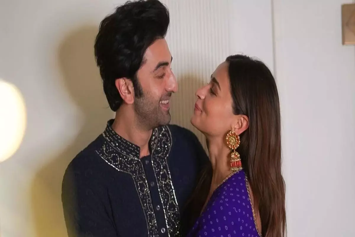 Ranbir నీ భార్యను వదిలెయ్.. Alia బాడీపై ట్రోలింగ్