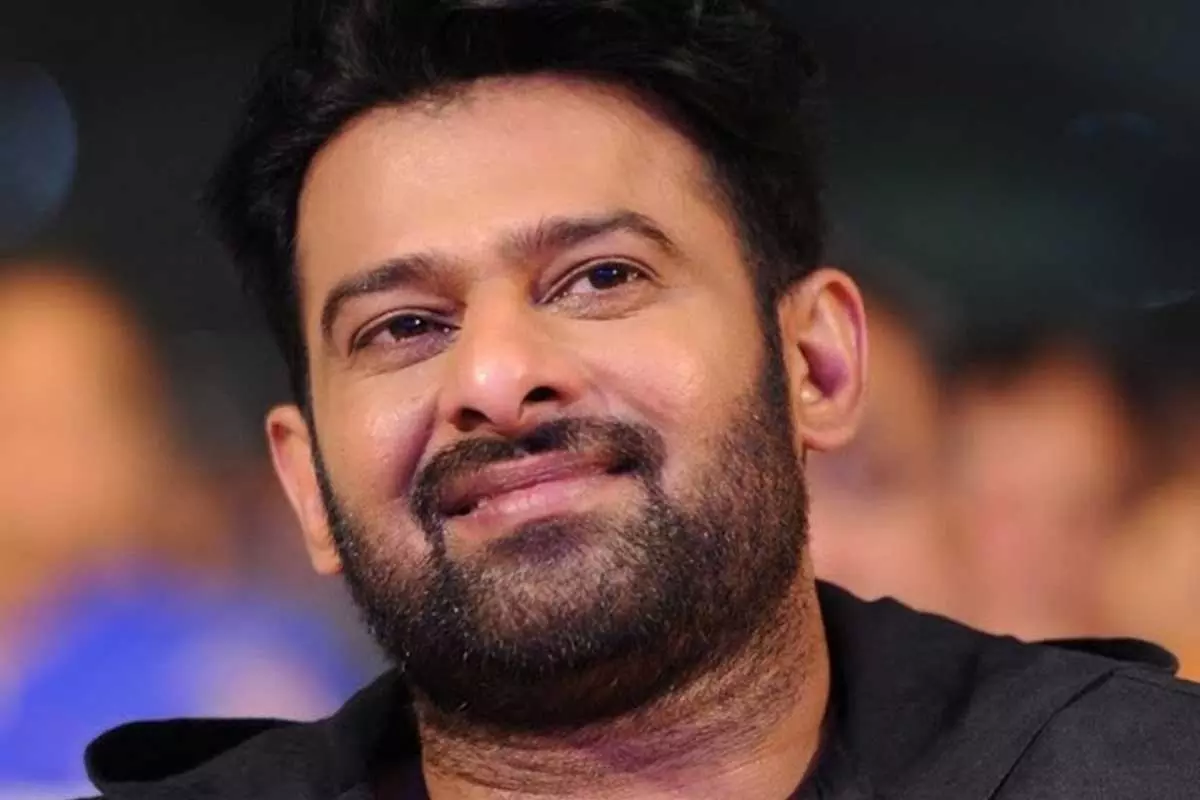 Prabhas ఫ్యాన్స్‌కు గుడ్ న్యూస్.. ఆ డైరెక్టర్‌తో మూవీ డేట్స్ ఫిక్స్