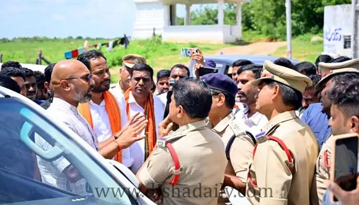 MP Arvind ను అదుపులోకి తీసుకున్న పోలీసులు