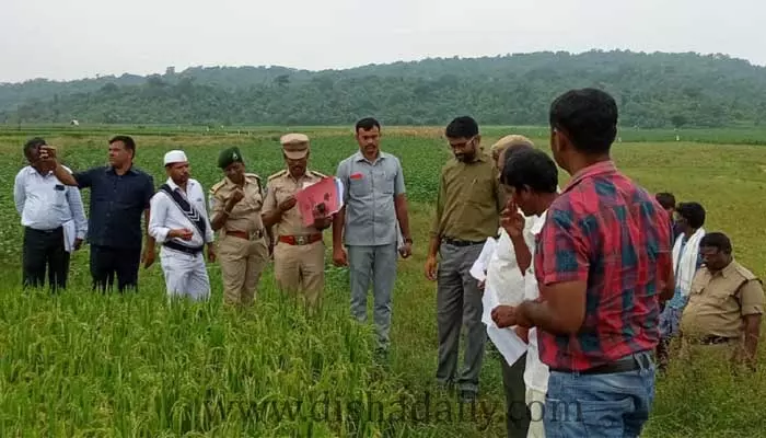 అసలైన అర్హులకే పట్టాలు ఇస్తాం.. జిల్లా పాలనాధికారి జితేష్ వి పాటిల్