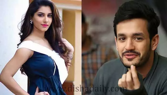 Akhil Akkineni కనిపిస్తే నలిపేస్తా.. హాట్ కామెంట్స్ చేసిన బోల్డ్ బ్యూటీ