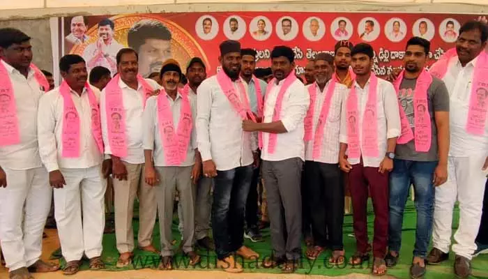 ప్రతిపక్షాలకు గుణపాఠం తప్పదు: Guvvala Balaraju