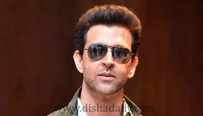 అభిమాని సెల్ఫీ అడిగితే పక్కకు నెట్టేసిన  Hrithik  .. మండిపడుతున్న నెటిజన్స్