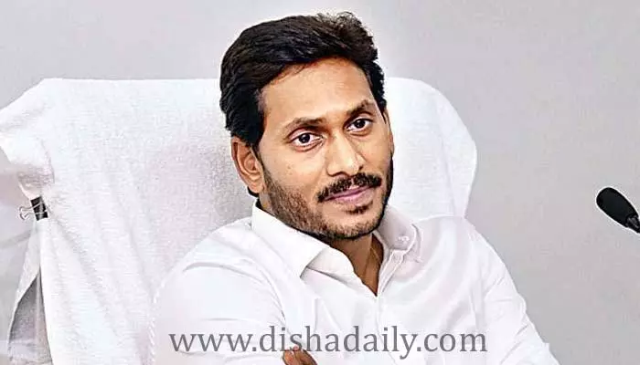 తండ్రి వైఎస్‌కు పట్టిన గతే CM జగన్‌కు పడుతుంది: TDP మాజీ ఎమ్మెల్యే సంచలన వ్యాఖ్యలు