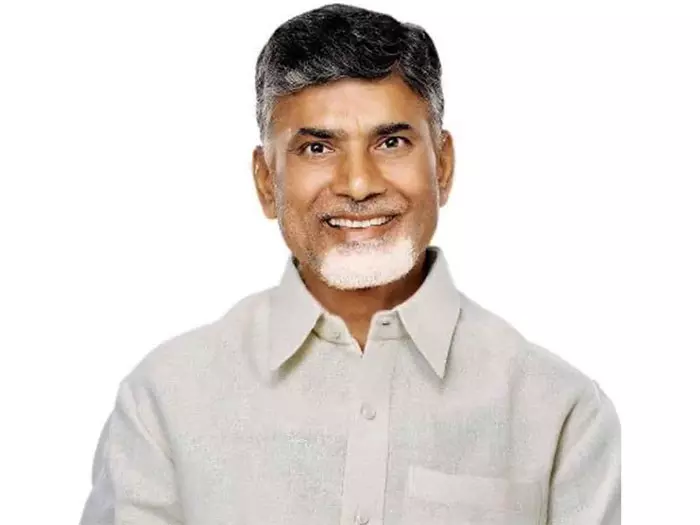 చంద్రముఖి లో గంగ పాత్రలా ఏపీ పోలీసుల తీరు: చంద్రబాబు నాయుడు