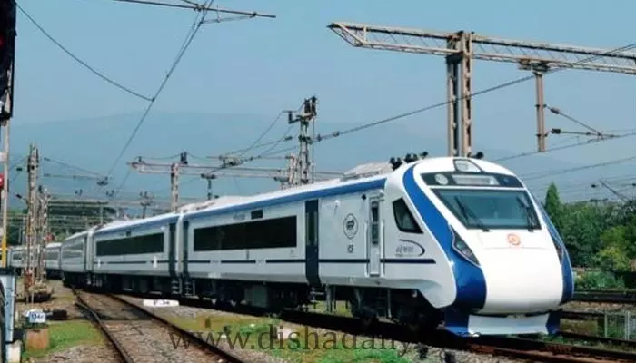 Vande Bharat Express: గంటకు 160 కి.మీ వేగంతో దూసుకుపోతున్న వందేభారత్