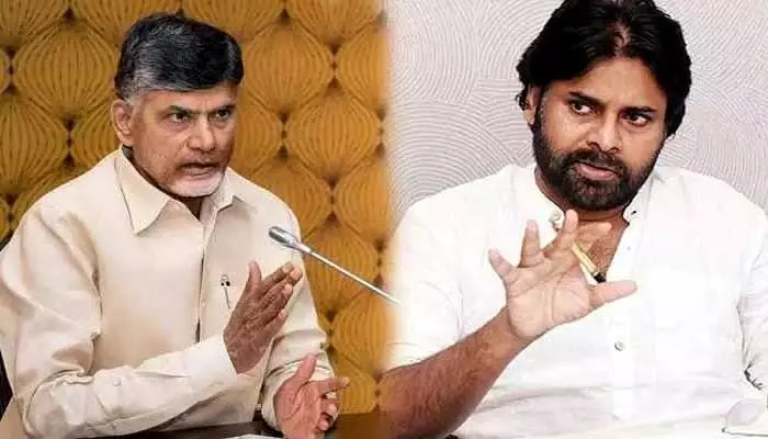 Ap Politics: ఎత్తుల వ్యూహం... పొత్తుల సంకేతం!