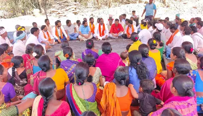 స్వాతంత్రం వచ్చినా వారి బతుకులు ఇంతేనా..