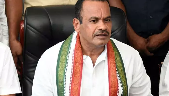 నా వ్యాఖ్యలను థాక్రే లైట్ తీసుకున్నారు: కోమటిరెడ్డి