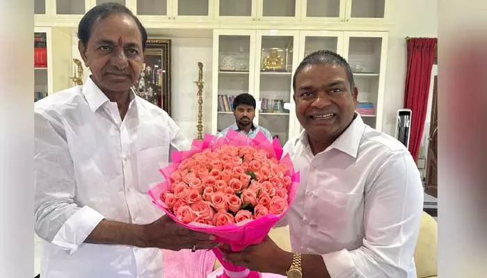 సీఎం కేసీఆర్ కు జన్మదిన శుభాకాంక్షలు తెలిపిన ఆర్మూర్ ఎమ్మెల్యే జీవన్ రెడ్డి..