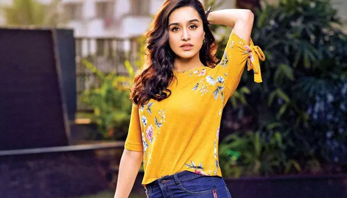 Shraddha Kapoor: నా ఫిట్‌నెస్‌కు కారణం అదే.. ప్రతిరోజూ చేయాల్సిందే!