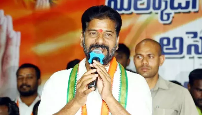 ఢిల్లీ లిక్కర్ స్కామ్ వ్యవహారంపై స్పందించిన రేవంత్ రెడ్డి