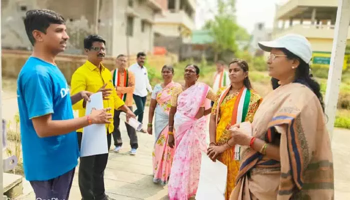 కాంగ్రెస్ హయాంలోనే సంక్షేమం, అభివృద్ధి..