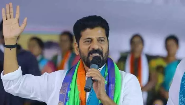 రేవంత్ రెడ్డి హథ్ సే హథ్ జోడో యాత్రలో విబేధాల మంటలు..