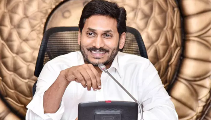 రాజకీయ లబ్ది కోసమే ఈ ఎత్తుగడలన్నీ