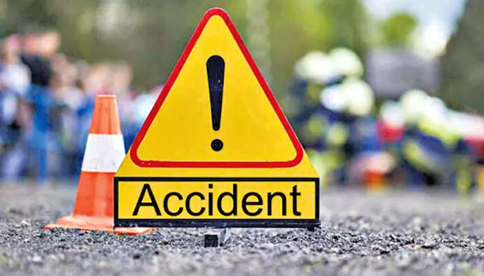 Accident : కొండ మీద నుంచి కారు కిందపడటంతో వ్యక్తి..