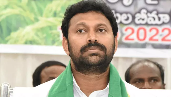 Breaking: అవినాశ్‌రెడ్డికి  కొనసాగుతున్న సీబీఐ విచారణ