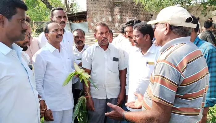 నష్టపోయిన రైతులను ప్రభుత్వం ఆదుకోవాలి: ఈటల రాజేందర్