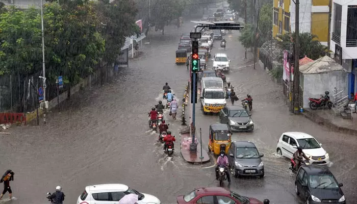 మరో ఐదు రోజులు సిటీకి వర్ష సూచన.. అప్రమత్తమైన GHMC