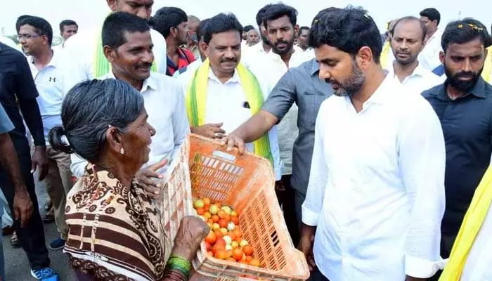 Yuvagalam: పల్లె కన్నీరు తుడుస్తాం: Nara lokesh