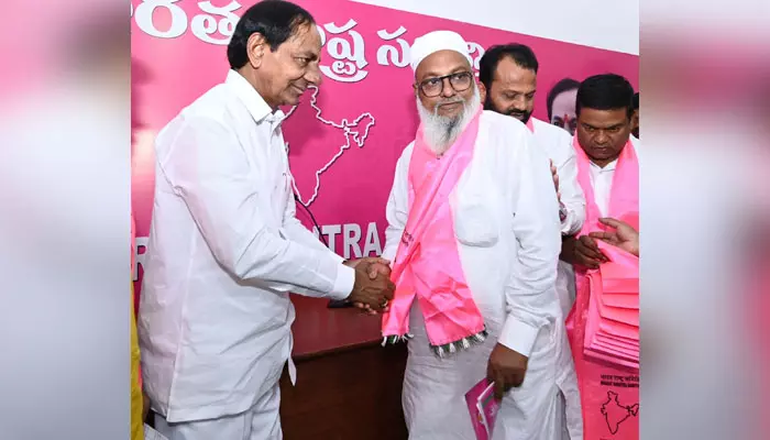 మహారాష్ట్రలో అవినీతి రహిత పాలనందించడమే BRS లక్ష్యం: CM కేసీఆర్