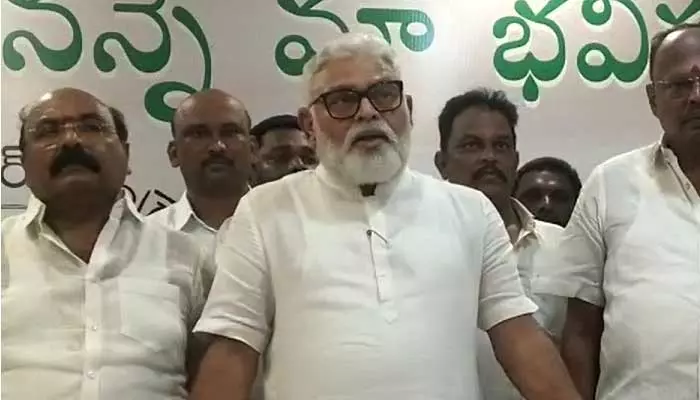 Ambati Rambabu: పవన్ కల్యాణ్ కూలీ నెంబర్ వన్