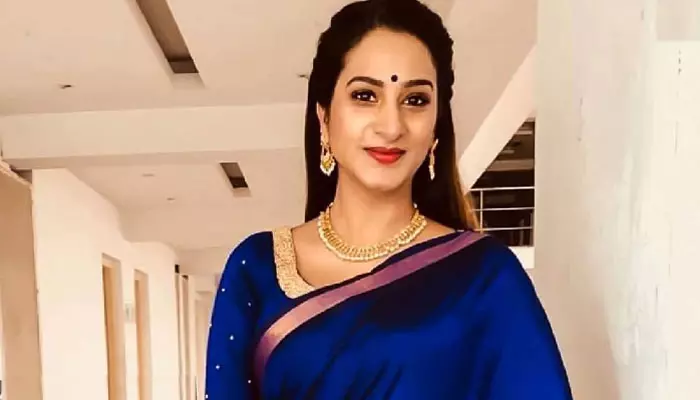 Surekhavani :  రెండో పెళ్లిపై హింట్ ఇచ్చిన సురేఖా వాణి .. వైరల్ పోస్ట్