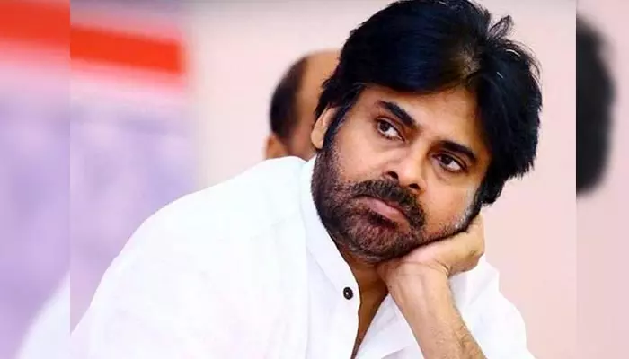 గందరగోళంలో పవన్.. రాజకీయ విశ్లేషకులకు సైతం అంతుచిక్కని జనసేనాని వ్యూహం..!