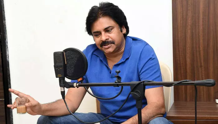 Pawan Kalyan : బ్రో టీజర్ చూసి బిగ్గరగా నవ్విన పవన్ కళ్యాణ్.. వైరల్ అవుతున్న వీడియో