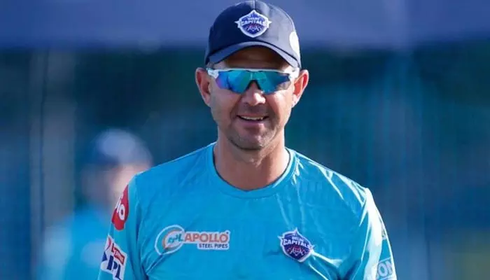 ఆ విషయంలో ధోనీలాగే స్టోక్స్ : Ricky Ponting