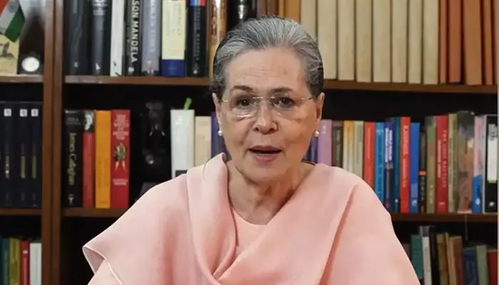 Sonia Gandhi: ఆ రాష్ట్రం నుంచి రాజ్యసభకు సోనియాగాంధీ..?