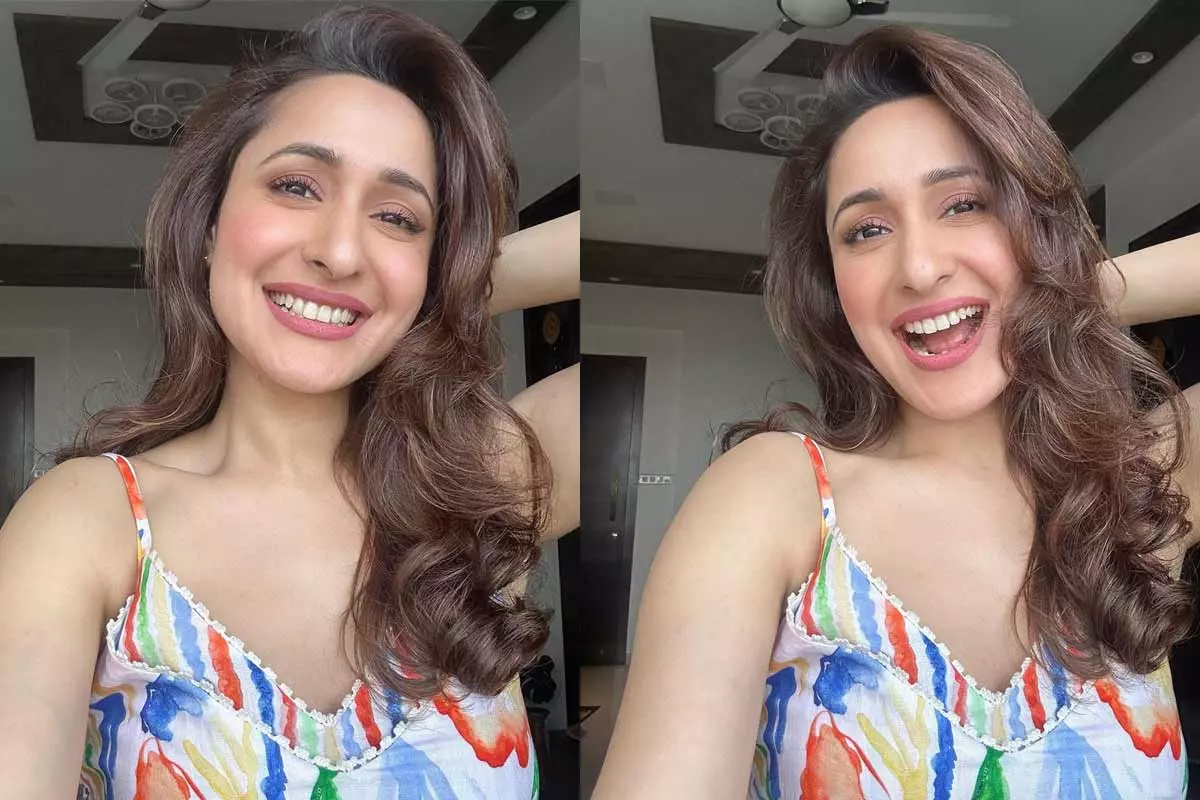 Pragya Jaiswal : కవ్విస్తున్న క్యూట్ బ్యూటీ ప్రగ్య జైస్వాల్