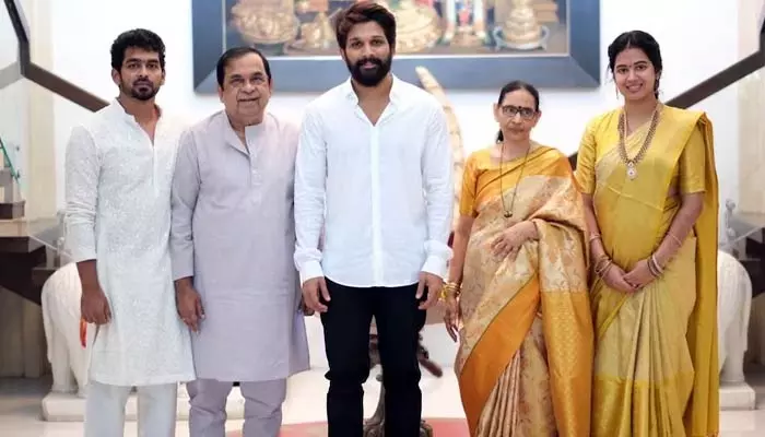 నేషనల్ అవార్డు తర్వాత ఆ స్టార్ కమెడియన్‌తో బన్నీ స్పెషల్ మీట్.. ఎందుకో తెలుసా..?