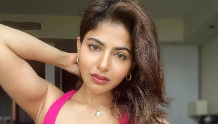 Iswarya Menon looks hot