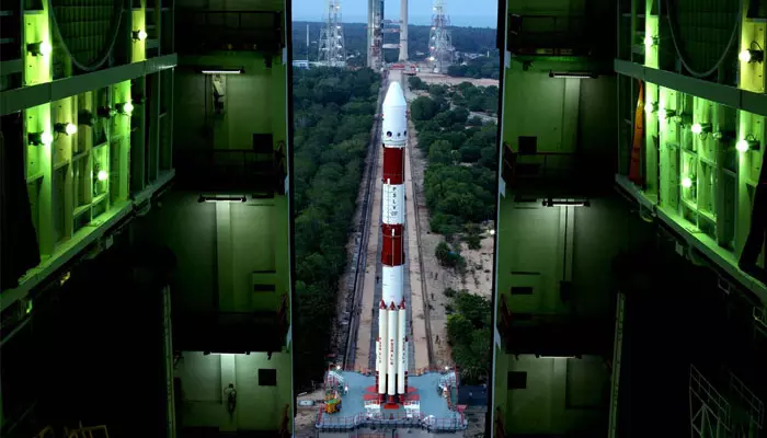 ISRO: నేడు పీఎస్ఎల్వీ సీ -57 ప్రయోగానికి కౌంట్ డౌన్ స్టార్ట్