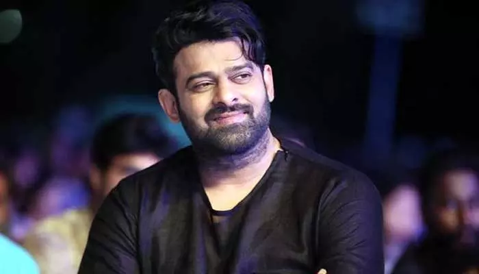 Rebal Star Prabhas కు సర్జరీ.. ఆందోళనలో అభిమానులు