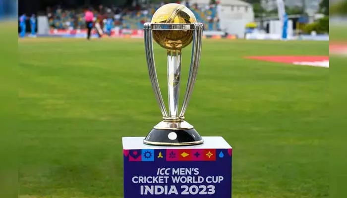 ICC World Cup 2023: వరల్డ్ కప్ ఫైనల్‍ చేరే రెండు జట్లు ఏవి..? 12 మంది మాజీ క్రికెటర్ల ప్రిడిక్షన్ ఇదే