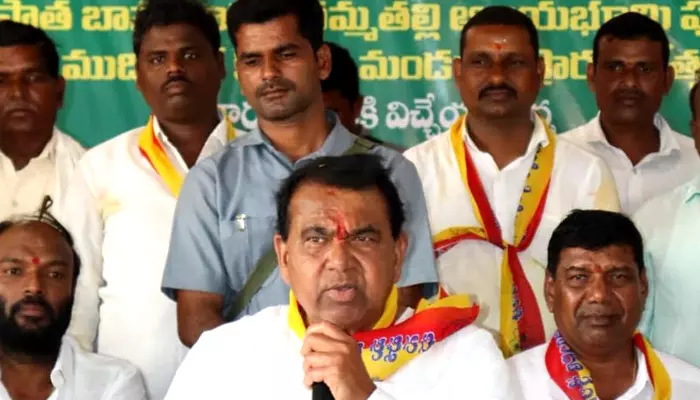 విద్యాలయం దేవాలయంతో సమానం