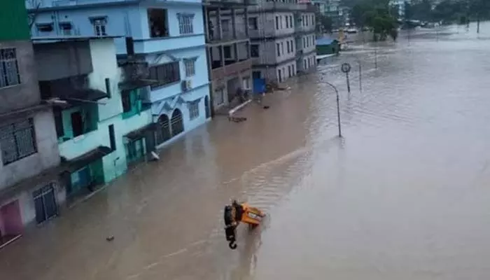 Sikkim flood: ‘తీస్తా’ వరదల్లో ఆయుధాలు, పేలుడు పదార్థాలు..