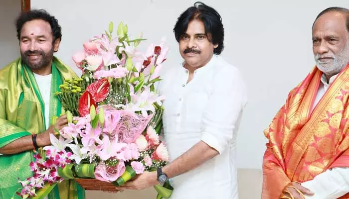 తెలంగాణలో బీజేపీతో పవన్ కల్యాణ్‌కు పెను ముప్పు!