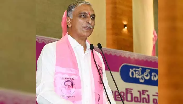 నాడు బీటలు నేడు సిరుల పంటలు : మంత్రి