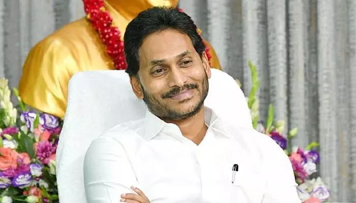 ఏపీ ఉద్యోగులకు గుడ్ న్యూస్..3.36 శాతం డీఏ ఇవ్వనున్న ప్రభుత్వం